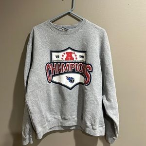 VINTAGE 1999 Tennessee Titans Sweatshirt